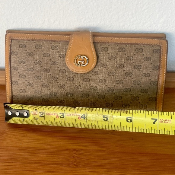 Vtg 80’s Gucci GG Monogram Long Wallet Bifold Gold Accents Iconic - Picture 3 of 16